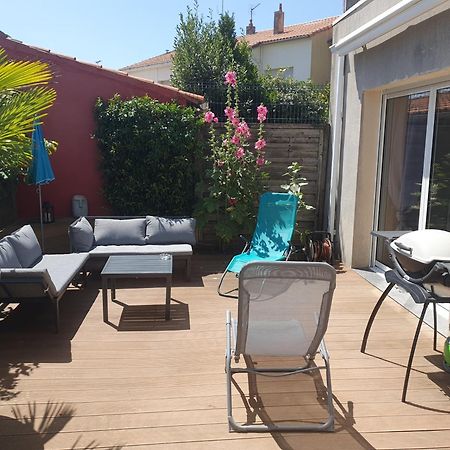 Joli Appartement 50 M2 Classe 3 Etoiles Avec Terrasse Et Jardin La Rochelle  Kültér fotó